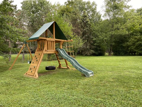 Play Set Assembly Service in Terre Haute
