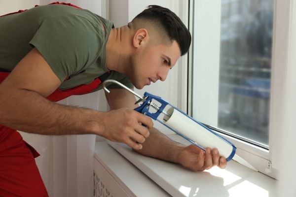 Window Caulking Repair in Terre Haute