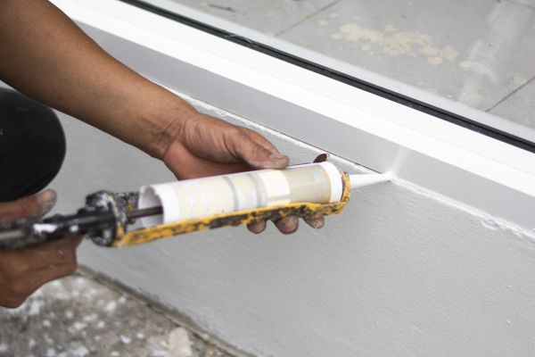 Window Caulking Replacement in Terre Haute
